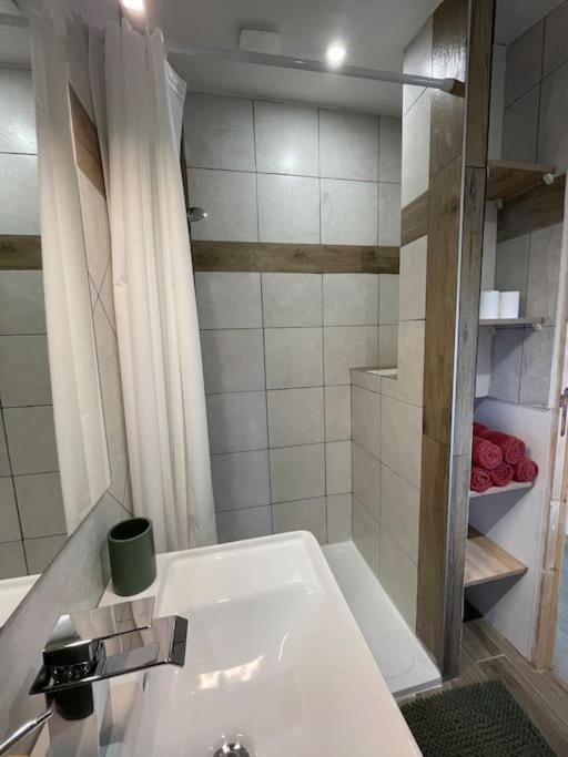 A Ranochja Apartment Ventiseri Екстериор снимка